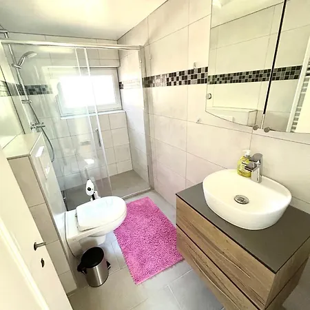 Apartament Kleine Mit Garten In Adelby *